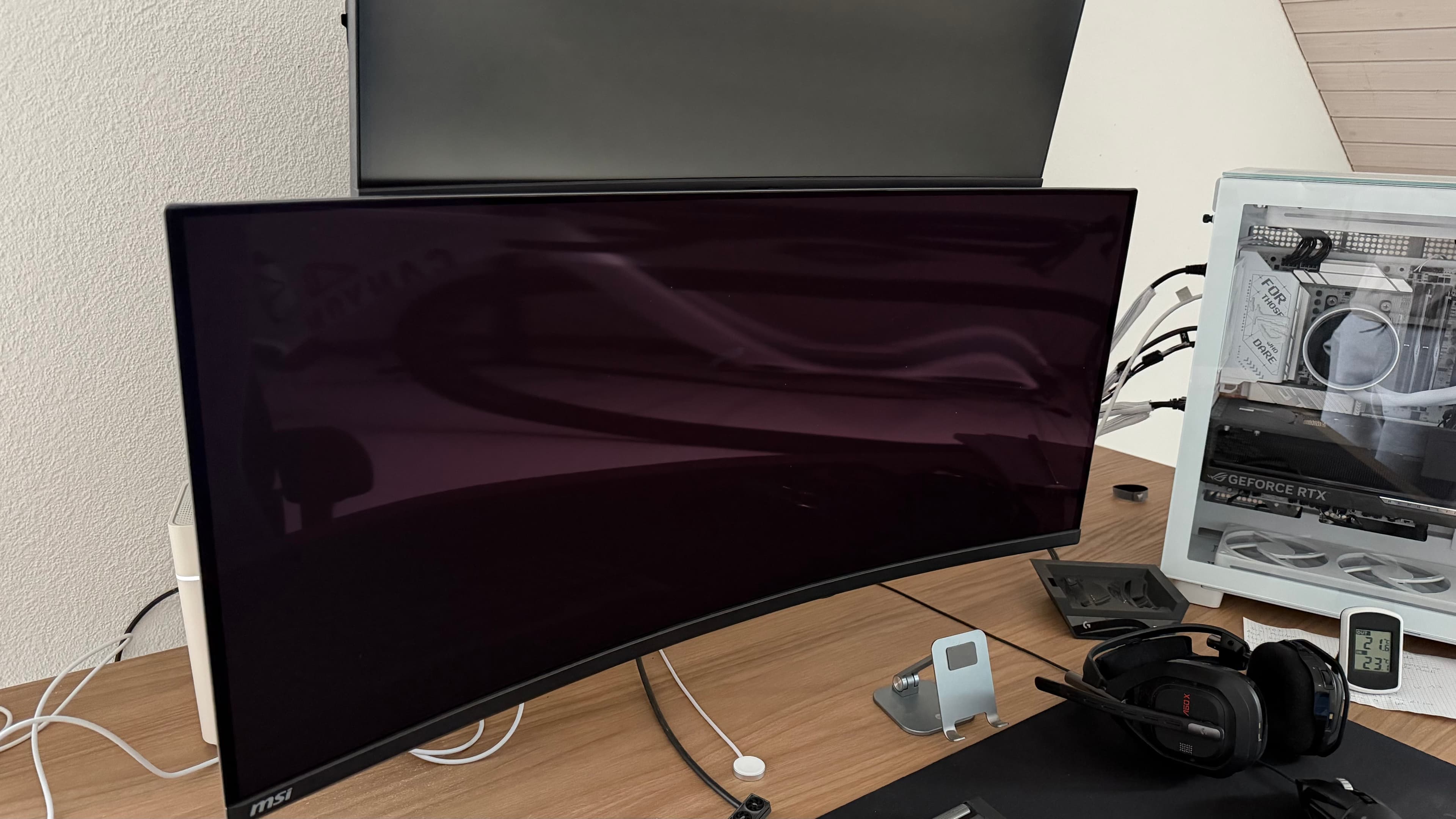 MSI MAG 341CQPDE QD-OLED zum Testen in Weisslingen