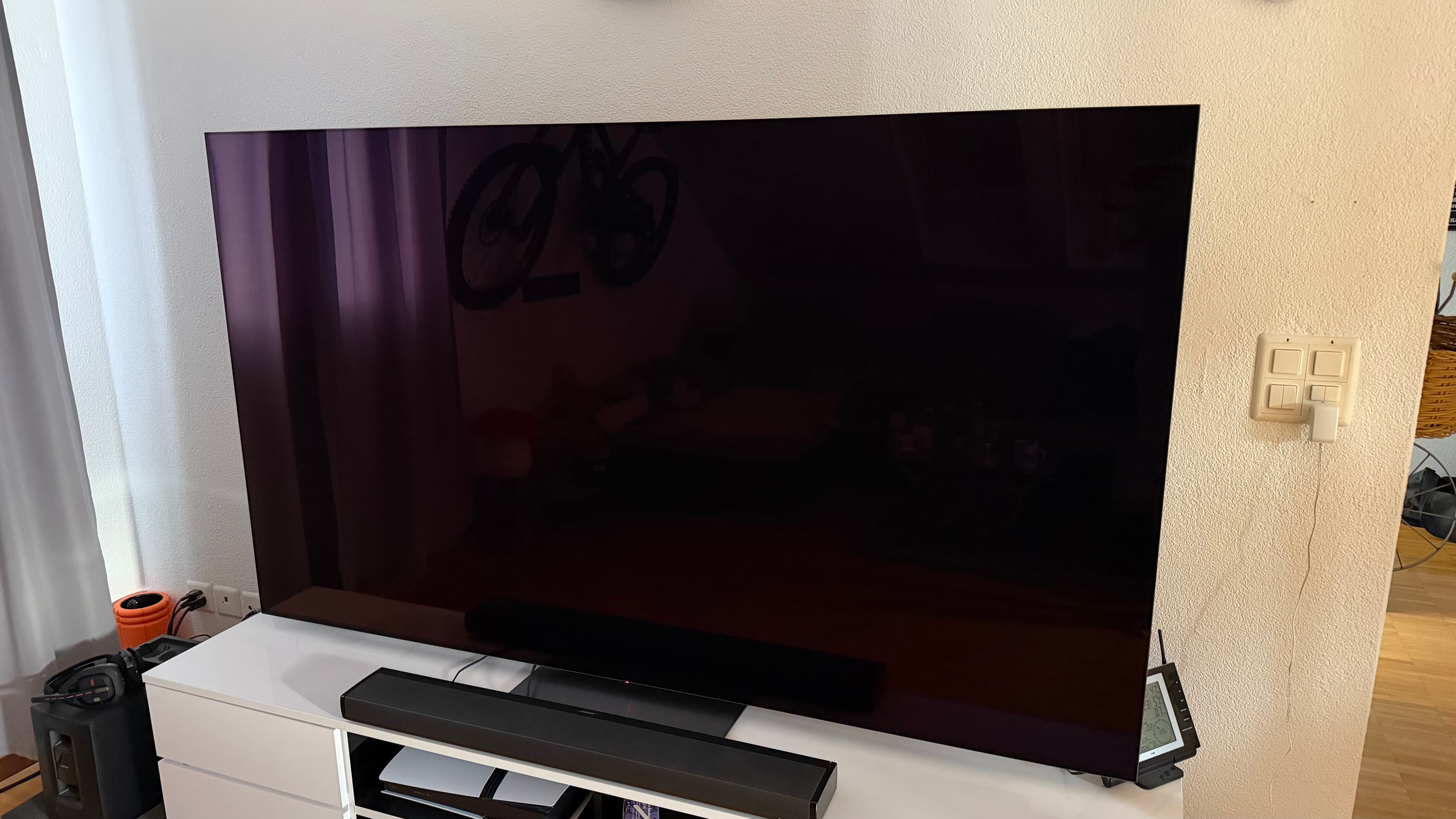 LG OLED83C57LA zum Testen in Weisslingen